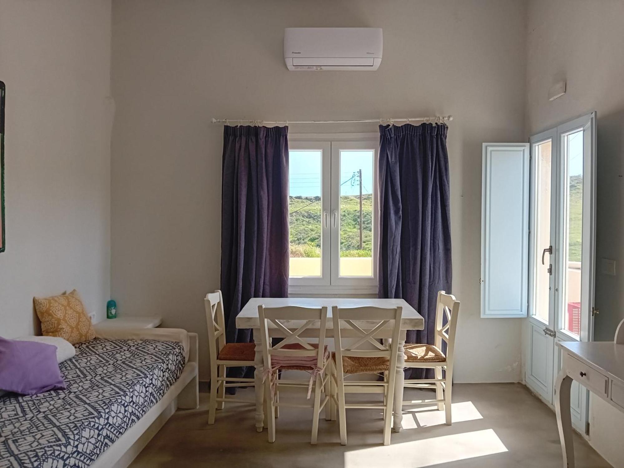 Drakkar Houses Fira  Exterior photo
